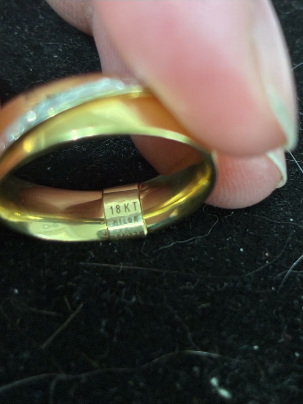 Milor 18k gold Women's Band Ring with  Diagonal diamonds Accent - Picture 6 of 9